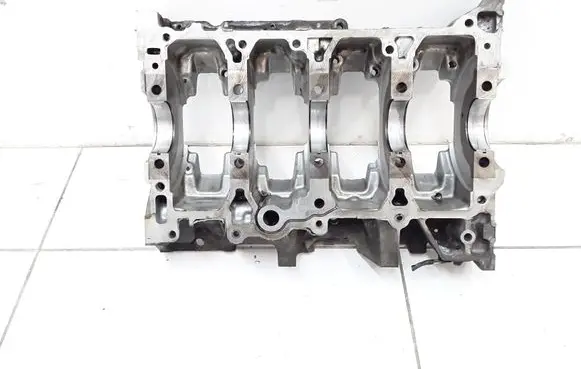 Toyota Avensis T250 Engine block 