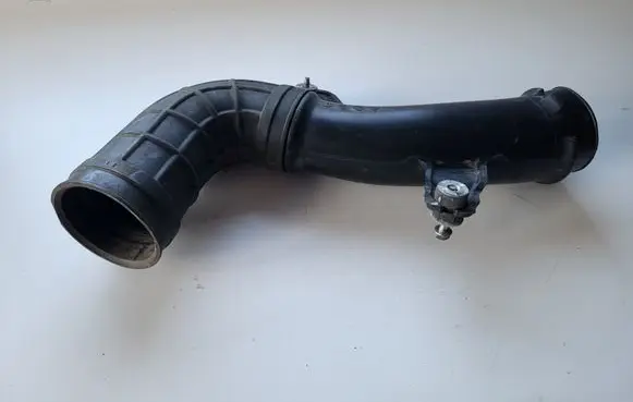 Honda CR-V Air intake duct part