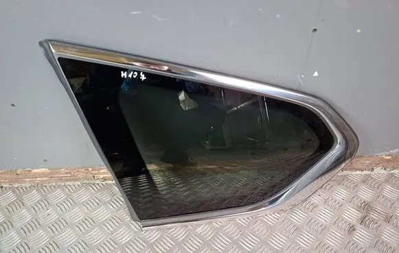 Hyundai Santa Fe Rear side window 43R019700 DOT736AS3M35