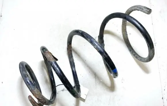 Toyota Previa (XR30, XR40) II Front coil spring