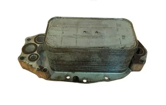 Land Rover Range Rover L405 Engine oil radiator 4MB69