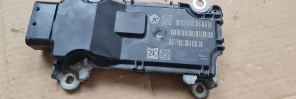 Chrysler Pacifica Gearbox control unit/module 68425477AA AP1U2032B6037