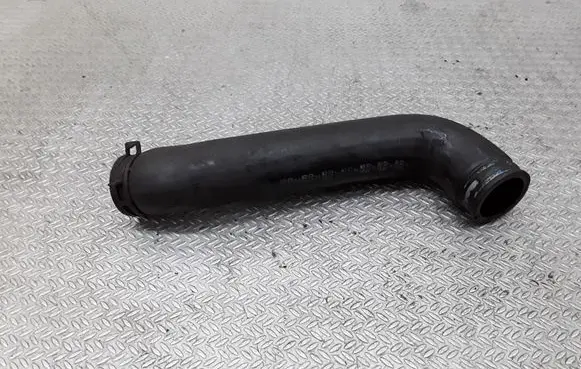 Volkswagen Golf IV Engine coolant pipe/hose