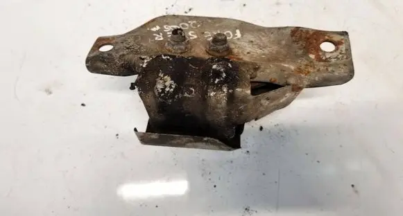 Subaru Forester SG Engine mount bracket 41022FA091