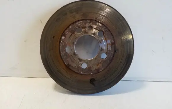 Volkswagen Polo V 6R Front brake disc