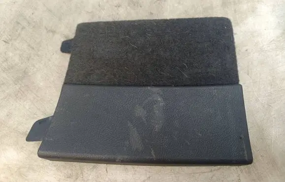 Volkswagen Touareg I Trunk/boot trim cover 7L6867656