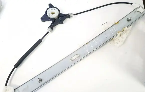 Toyota Avensis T250 Sliding door window regulator with motor