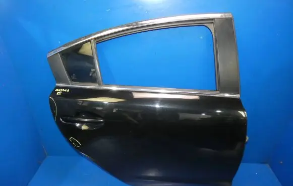 Mazda 6 Rear door 442046
