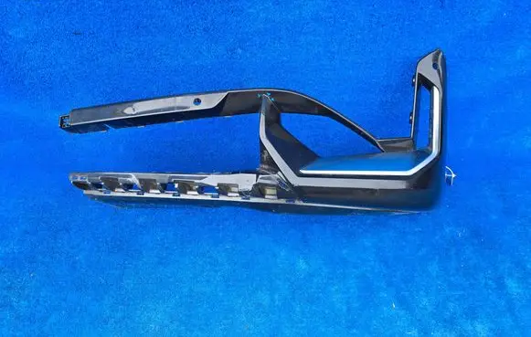 BMW X1 U11 Front bumper corner part panel trim 9883580