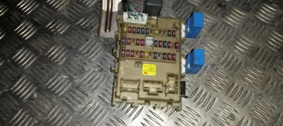 Nissan Almera N16 Fuse box set 243505M310 0319022