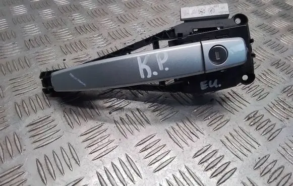 Opel Astra J Front door exterior handle 14096201L 1473