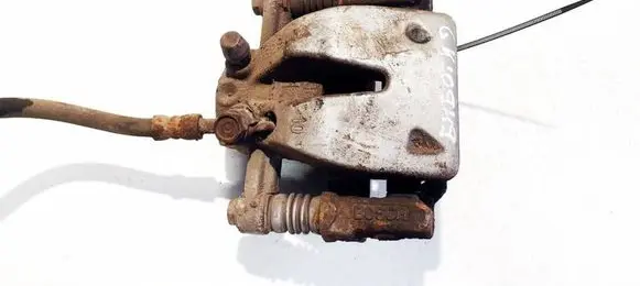Toyota Corolla Verso AR10 Rear brake caliper 