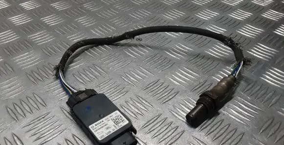 Land Rover Evoque I Lambda probe sensor GH225J299AD 0281006904