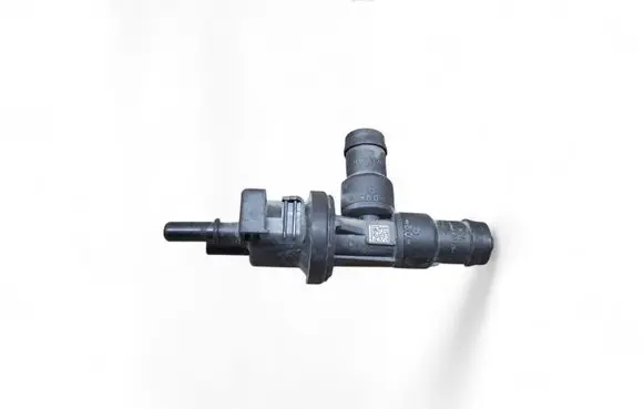 BMW X2 F39 Vacuum valve 7614013
