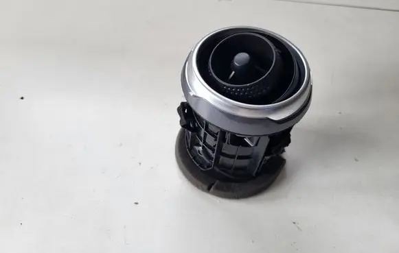 Nissan Juke II F16 Dashboard side air vent grill/cover trim 687606PA0B