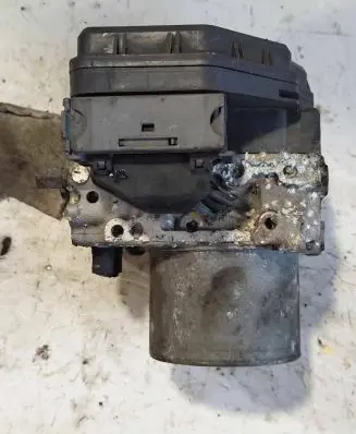 Mazda 6 ABS Pump GAM7437A0 1338004451 K0089