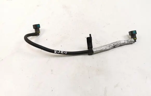 Nissan Juke I F15 Fuel line pipe