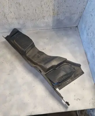 Nissan Murano Z51 Fender end trim 658211AA0B