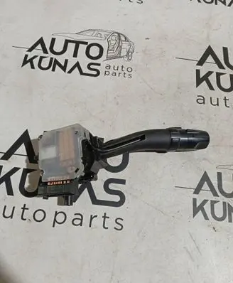 Hyundai Santa Fe Indicator stalk 202004729