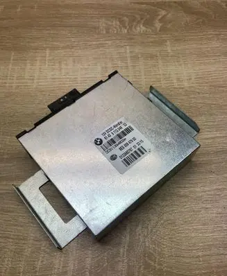 BMW 1 E81 E87 Voltage converter inverter 9113348 8ES00947900