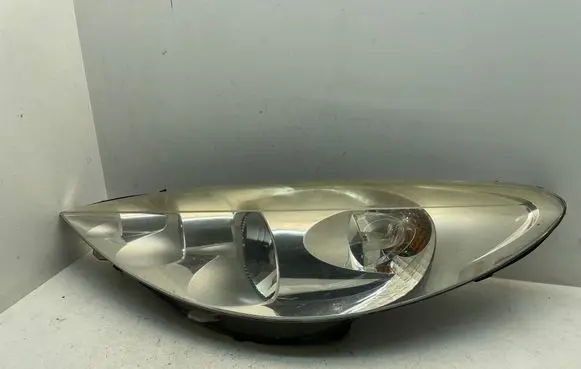 Peugeot 206+ Headlight/headlamp 9686606780
