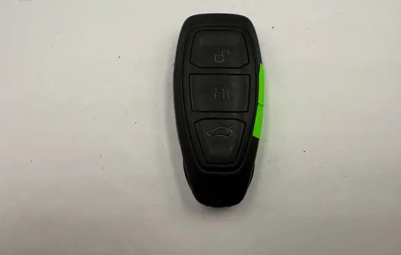 Ford Kuga I Ignition key/card 7S7T15K601EC