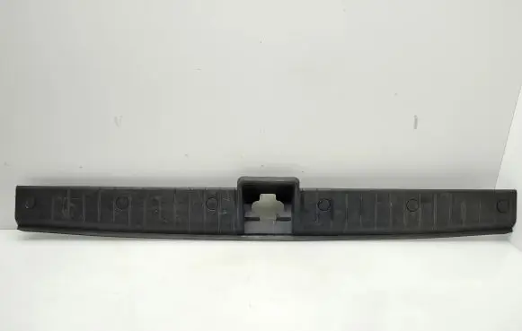 Mercedes-Benz ML W163 Other trunk/boot trim element A1636940033