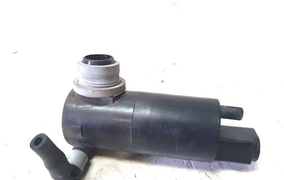 Toyota Avensis T270 Headlight washer pump 1018352001