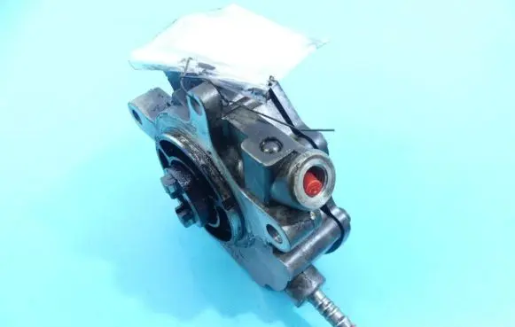Volkswagen Touareg I Vacuum pump 07Z127025F IMPRK1018085