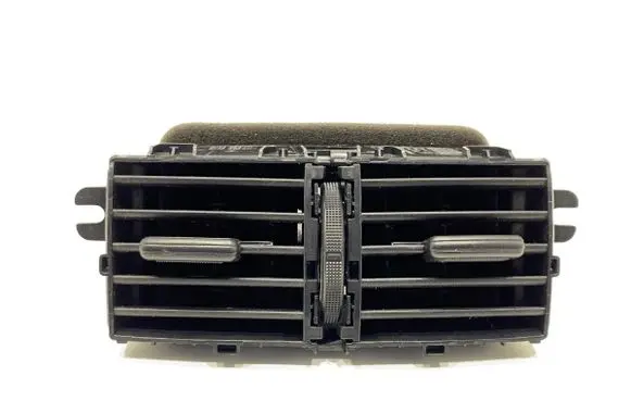 Nissan Qashqai J12 Rear air vent grill 687944GA0A
