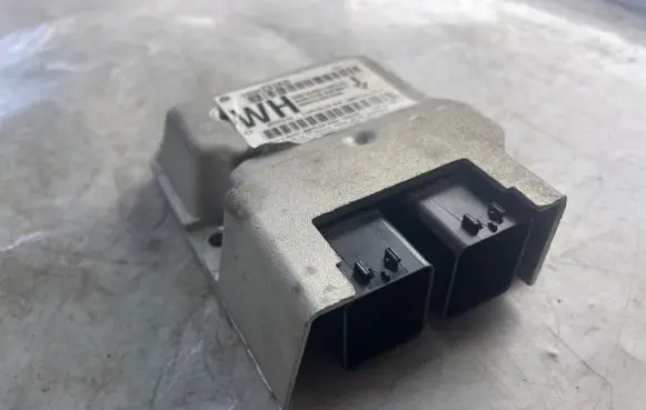 Jeep Grand Cherokee (WK) Airbag control unit/module 04896233ad