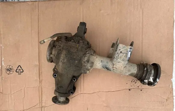 Nissan King Cab, Navara Front differential 3850067G17