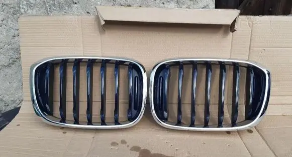 BMW X4 G02 Front bumper upper radiator grill 7440854