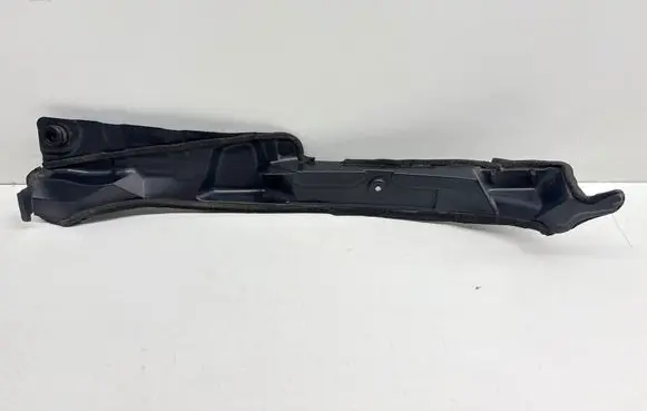 Toyota Avensis T250 Fender end trim 5386605021