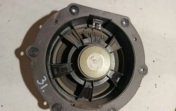 Audi Q7 4M Front door speaker 90020014504