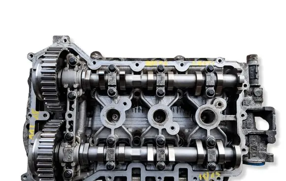 Peugeot 208 I Engine head 9688669980 9674262910 ZM01