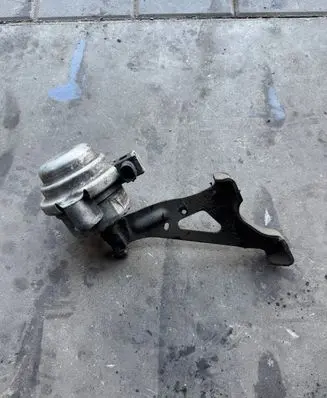 Porsche Cayman 981 Engine mount vacuum valve 98137505980