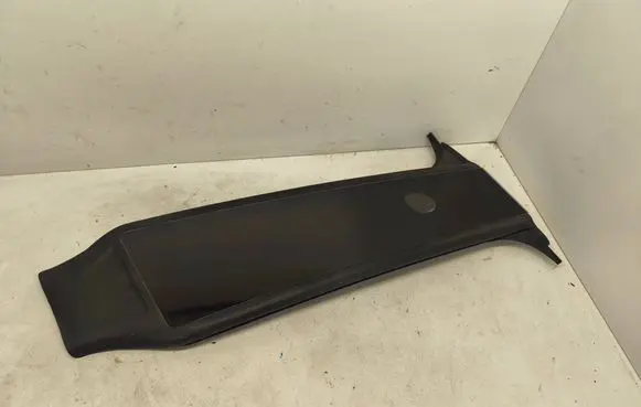Tesla Model Y (B) Pillar trim (exterior) 178529900B 180833300B V83BL