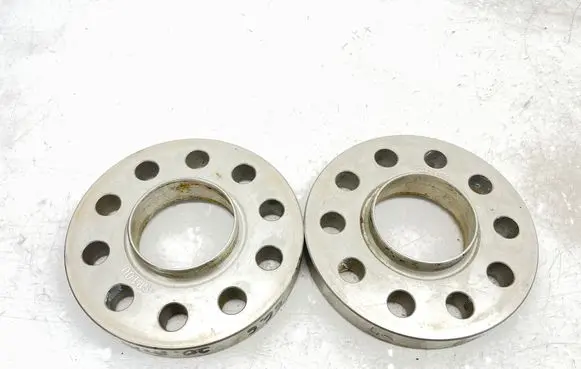 Mercedes-Benz CLS C219 Wheel spacers SP100