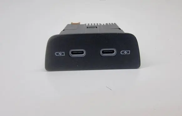 Volkswagen Golf VIII USB socket connector 2G6035954 321019883465