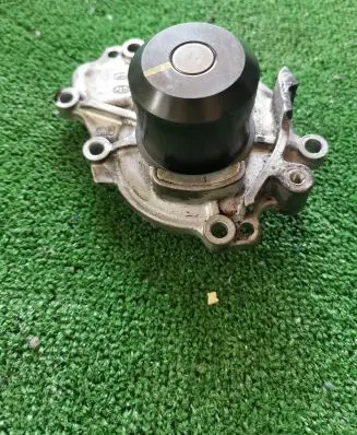 Hyundai Kona I Water pump