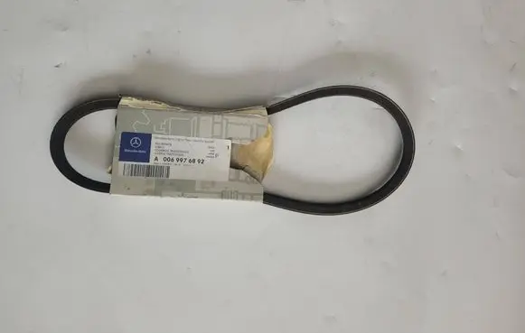 Mercedes-Benz Vito Viano W638 Alternator belt A0069976892