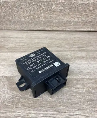 Mercedes-Benz E W211 Light module LCM A2118703126