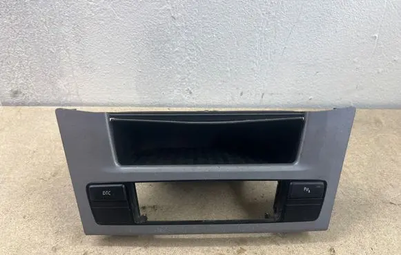 BMW 5 E60 E61 Dashboard glove box trim 7892883 8045815 51456