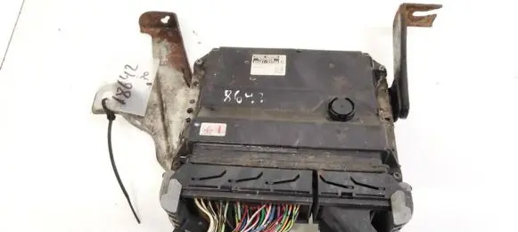 Lexus IS 220D-250-350 Engine control unit/module 8966153700 89661-53700