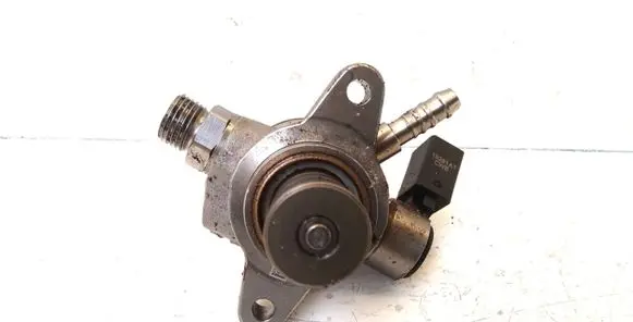 Cupra Formentor Fuel injection high pressure pump 04E127027N