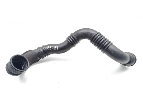 Opel Astra J Intercooler hose/pipe 13265281 35616912