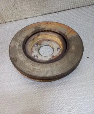 Toyota Avensis T250 Front brake disc
