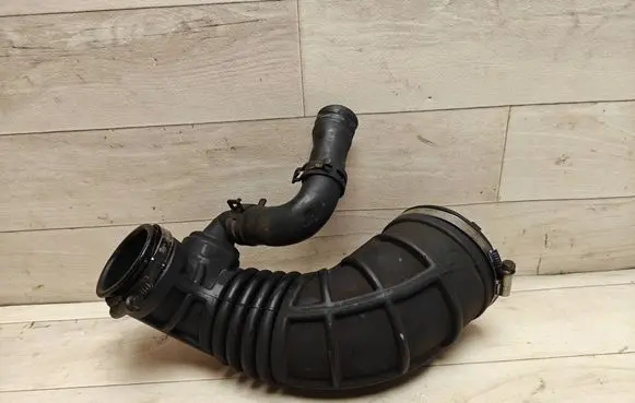 Opel Vectra C Air intake hose/pipe 90528773
