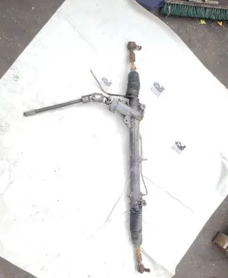 Volkswagen PASSAT B5.5 Steering rack 8D1422105A